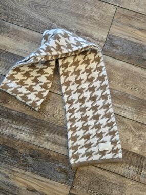 Coach Houndstooth Knit Scarf Wool Cashmere Angora Blend Beige Cream 59"